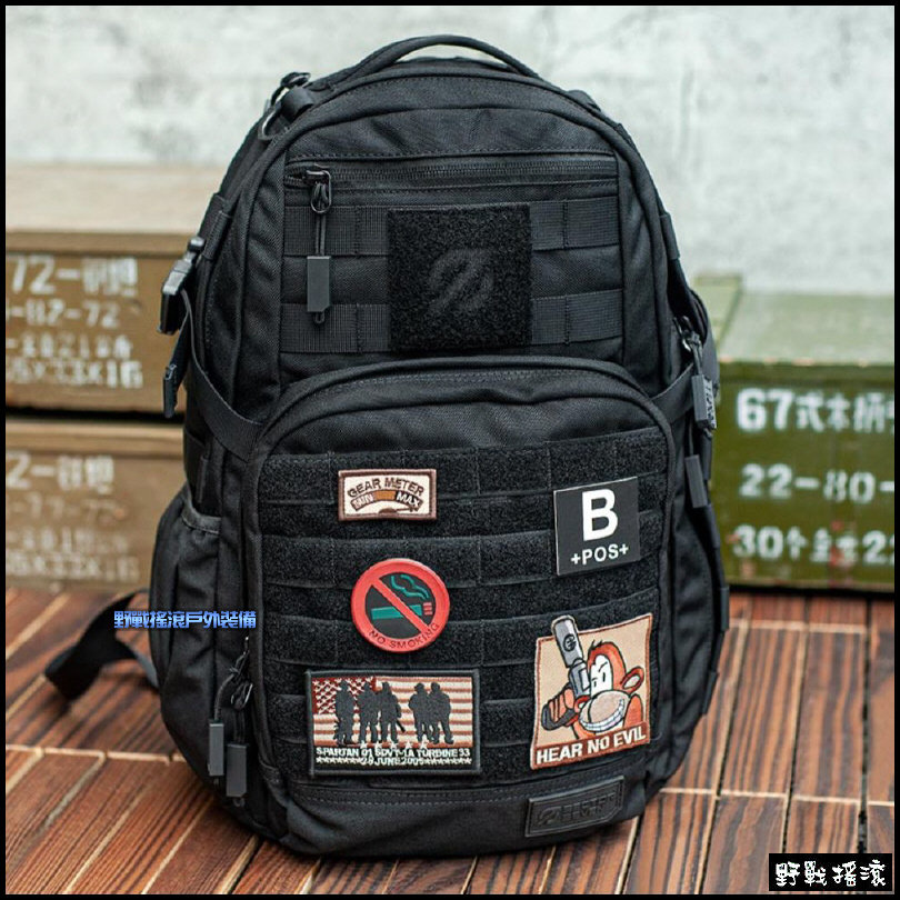 SECTOR SEVEN 蜜獾 24小時行動背包