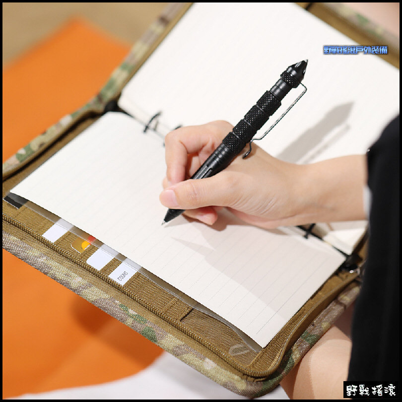 多功能戰術活頁筆記本 - 附內頁 