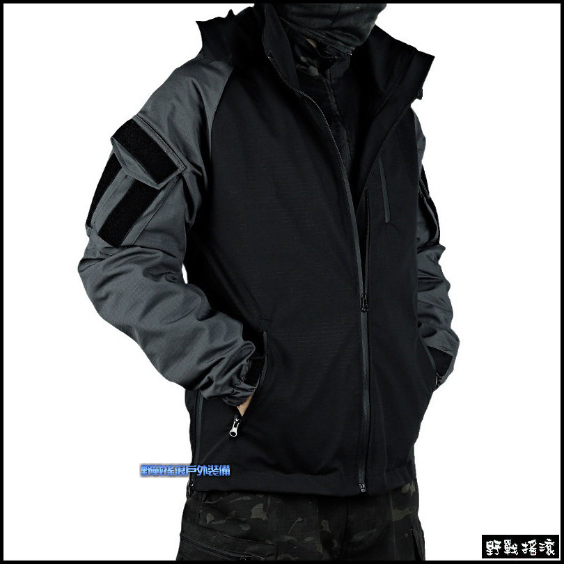 強襲者戰術風衣外套