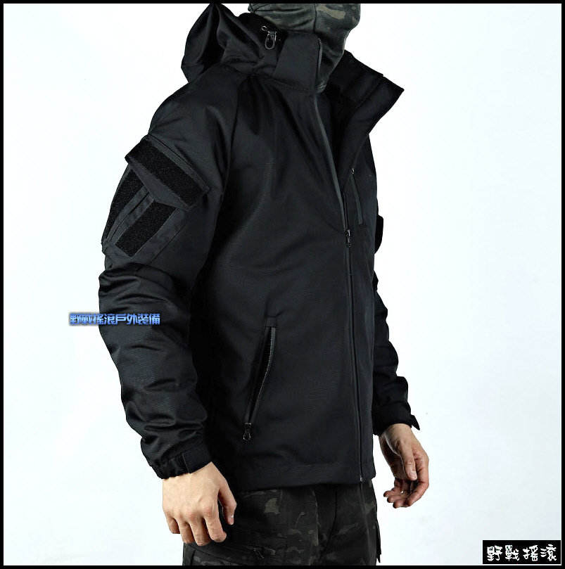 強襲者戰術風衣外套