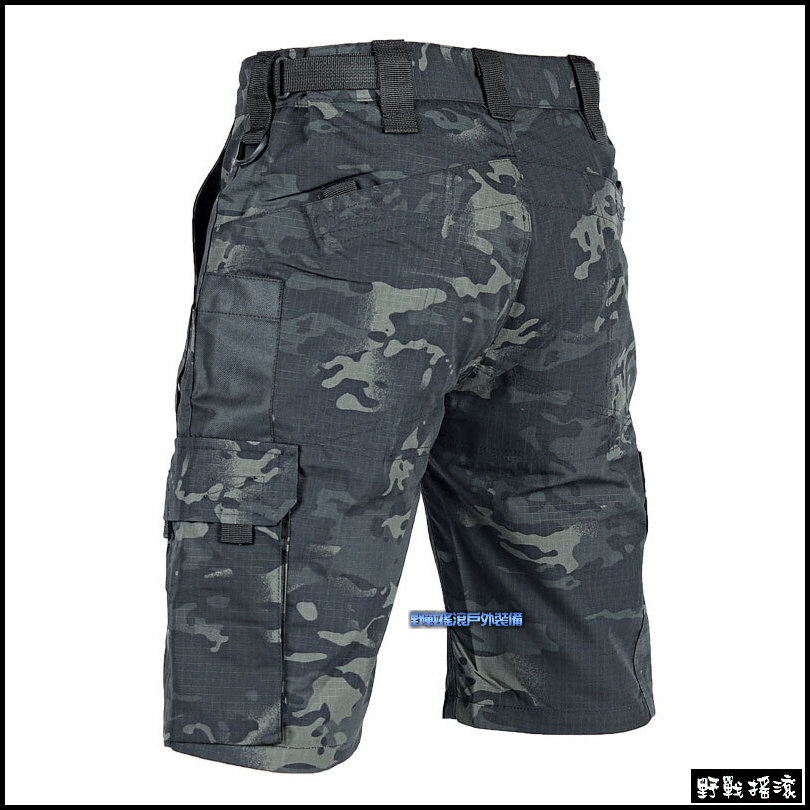  甲殼蟲 多口袋工裝戰術短褲