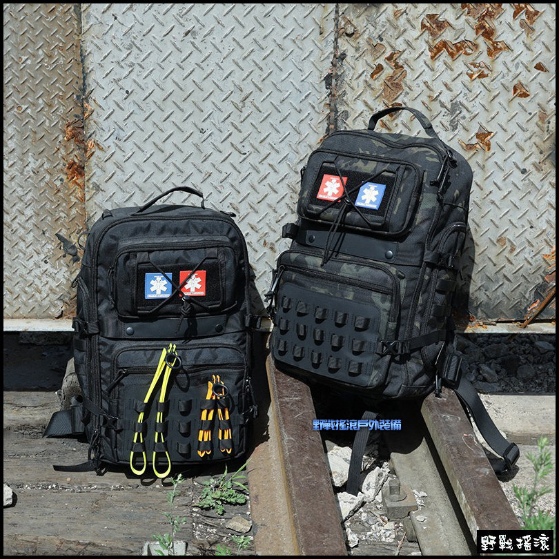 裝甲兵 40L大容量戰術背包
