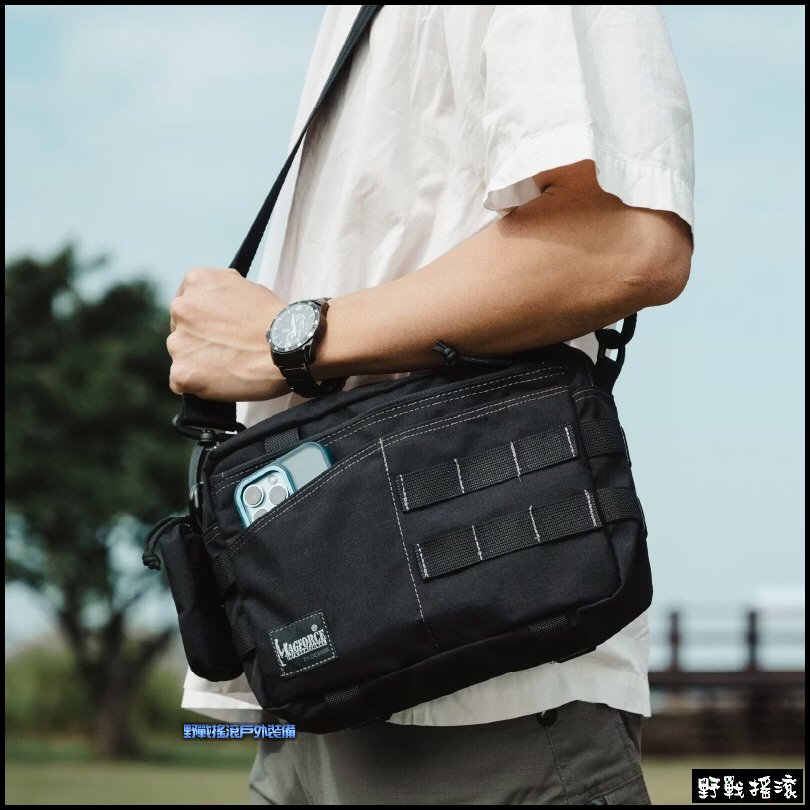 馬蓋先 Magforce 軍風戶外大方側背包