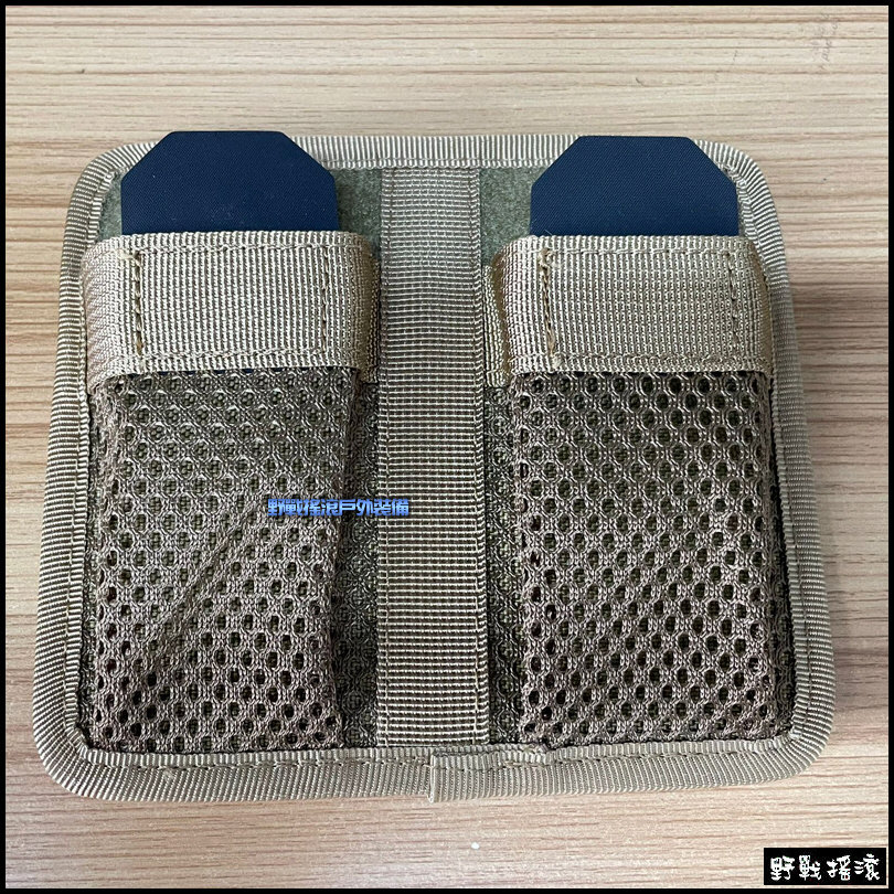 ROCO 魔鬼氈電池收納袋