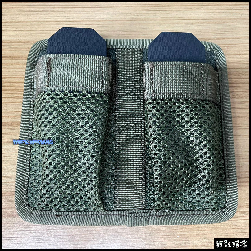 ROCO 魔鬼氈電池收納袋