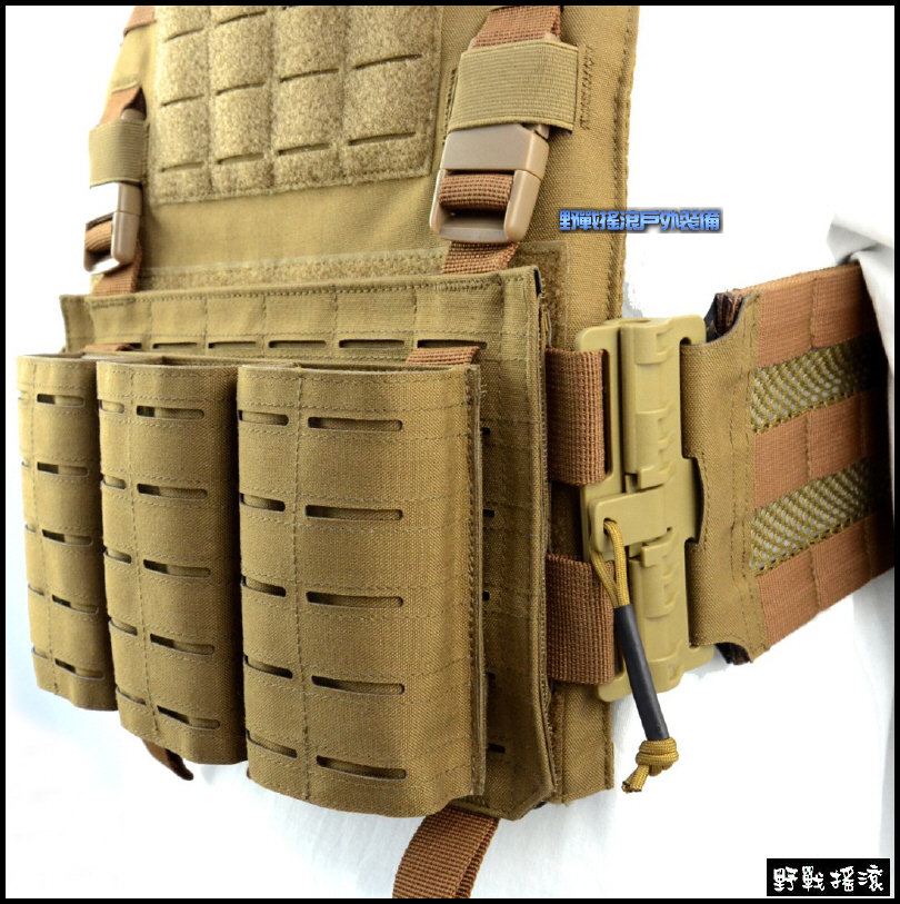 ROCO LAVC 突擊戰術背心 含三聯彈匣袋