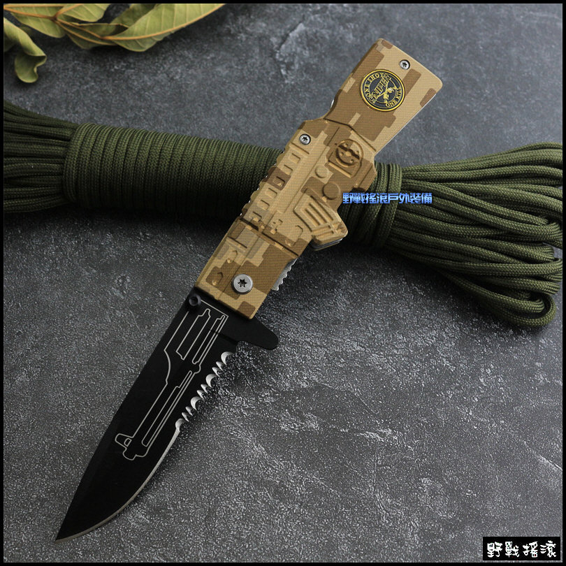 AK 步槍造型多用途迷彩折疊刀【數位沙漠迷彩】