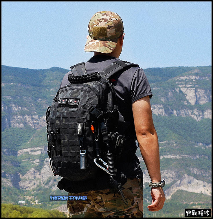 龍蛋戰術雙肩背包【Multicam Black】