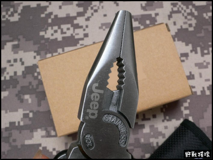 JP 不鏽鋼多功能工具鉗【黑色】 22合一 