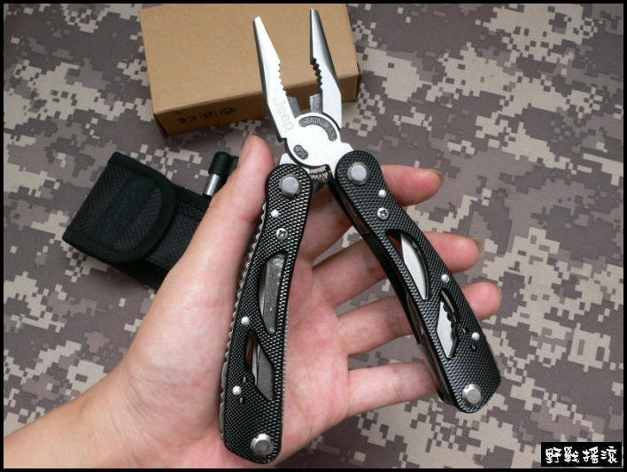 JP 不鏽鋼多功能工具鉗【黑色】 22合一 