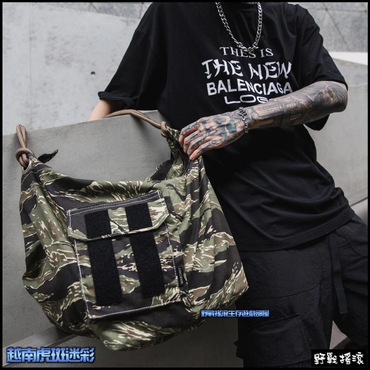 WARCHIEF 大容量迷彩側背包