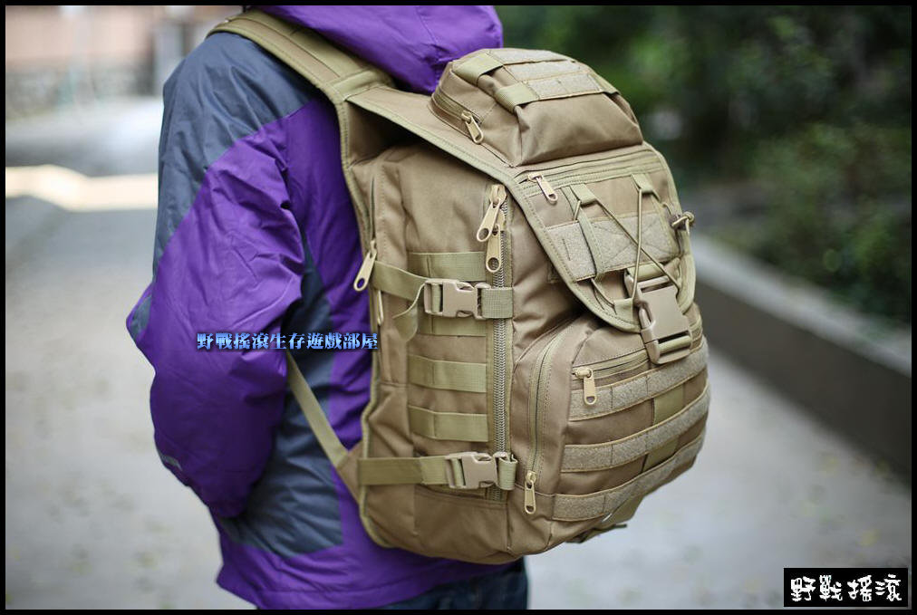 美軍 X7 戰術電腦背包【黑色】