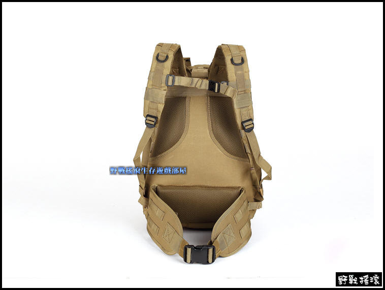多功能戰術快閃背包【狼棕色】 