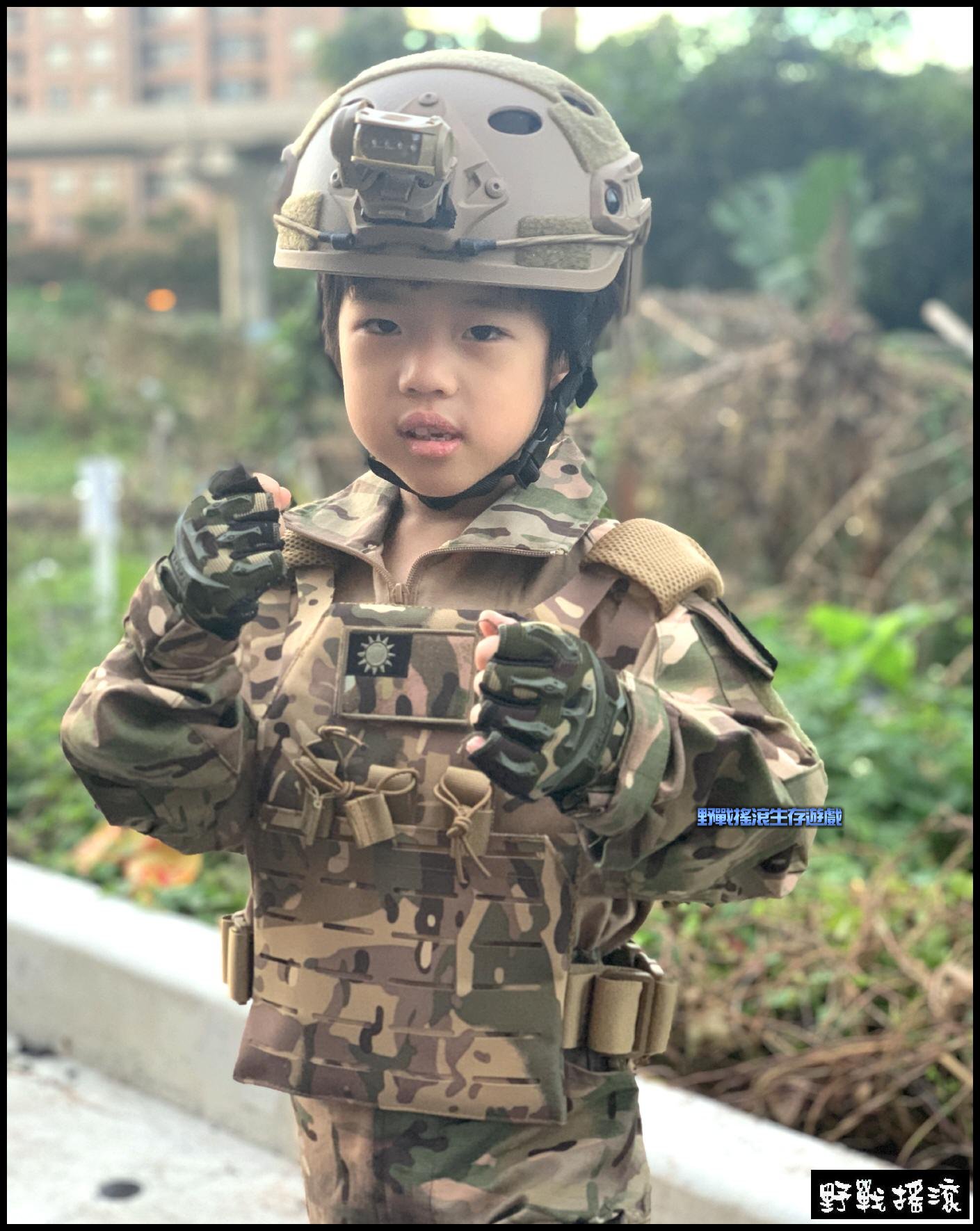 兒童戰術半指手套【黑色、軍綠色、沙色、叢林迷彩】