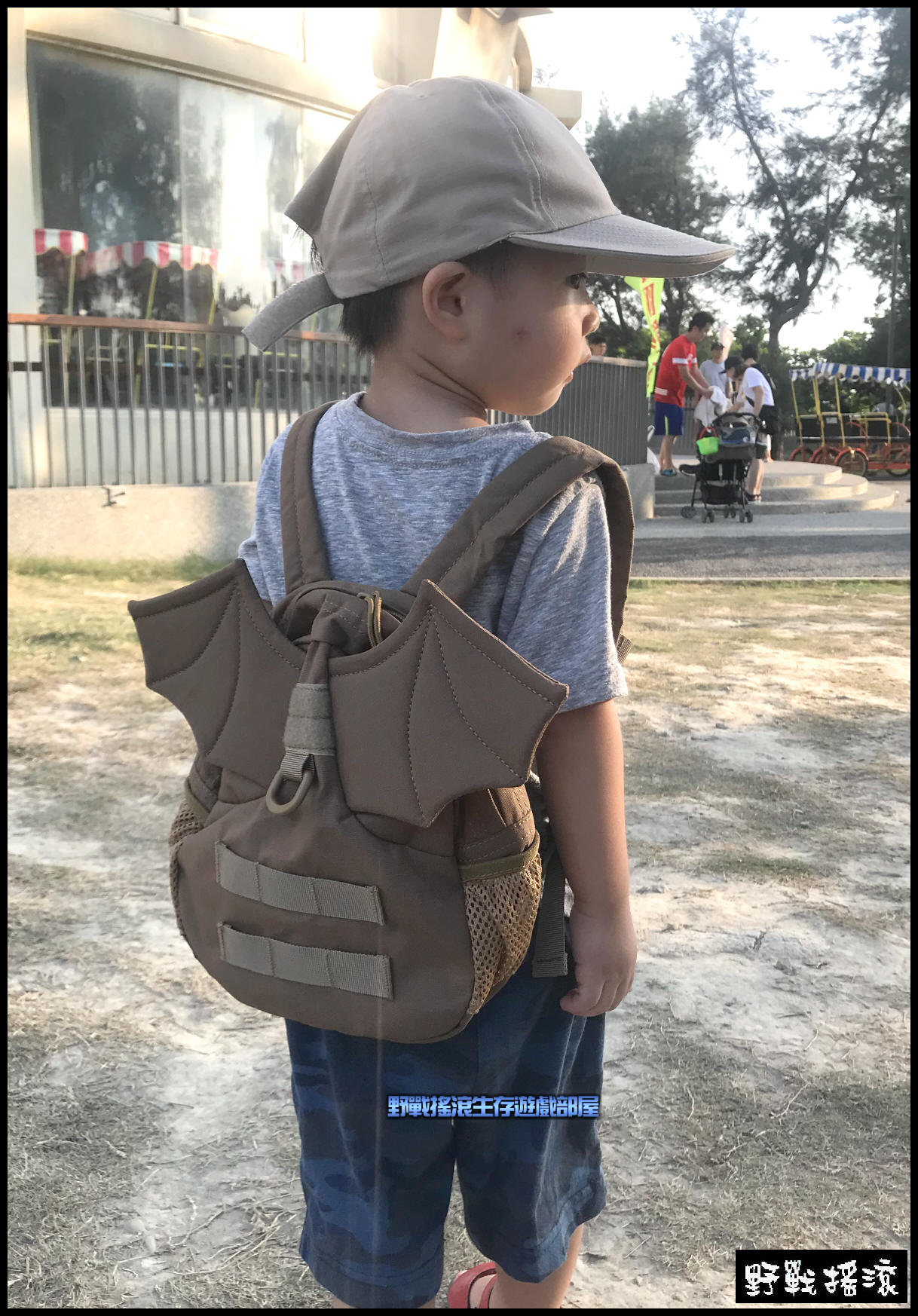 ROCKWAR 小惡魔翅膀迷彩背包