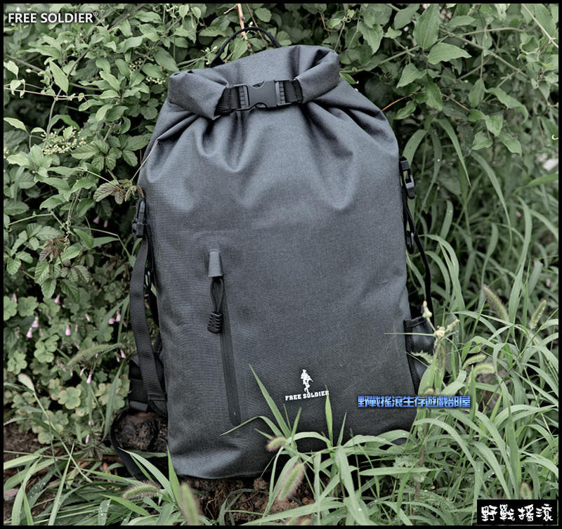 FREE SOLDIER 虎鯊戰術防水背包
