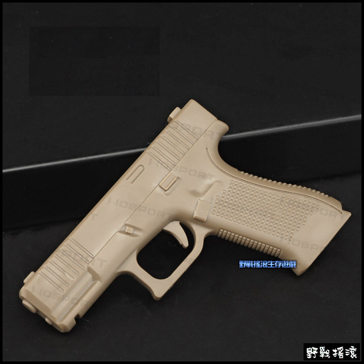 立體手槍造型徽章、魔鬼氈臂章