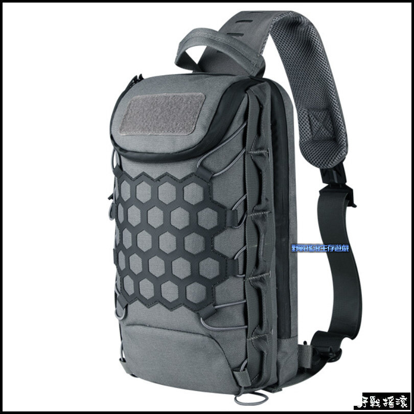 龍蛋多功能戰術胸掛包【黑色】