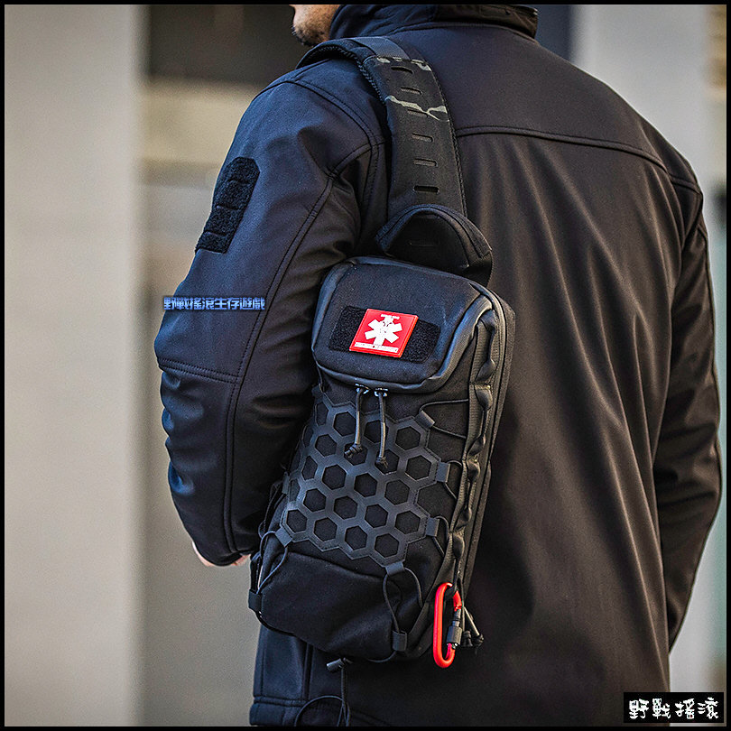 龍蛋多功能戰術胸掛包【Multicam Black】