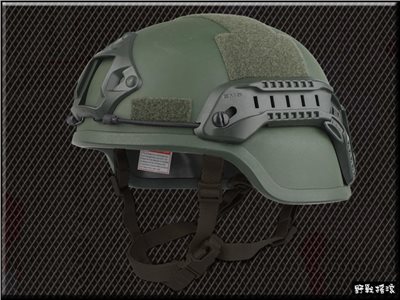 高品質MICH 2000戰術頭盔精裝版【軍綠色】