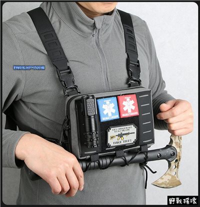石虎多功能戰術胸前包