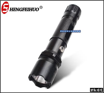 Q5 LED 指南針戰術手電筒